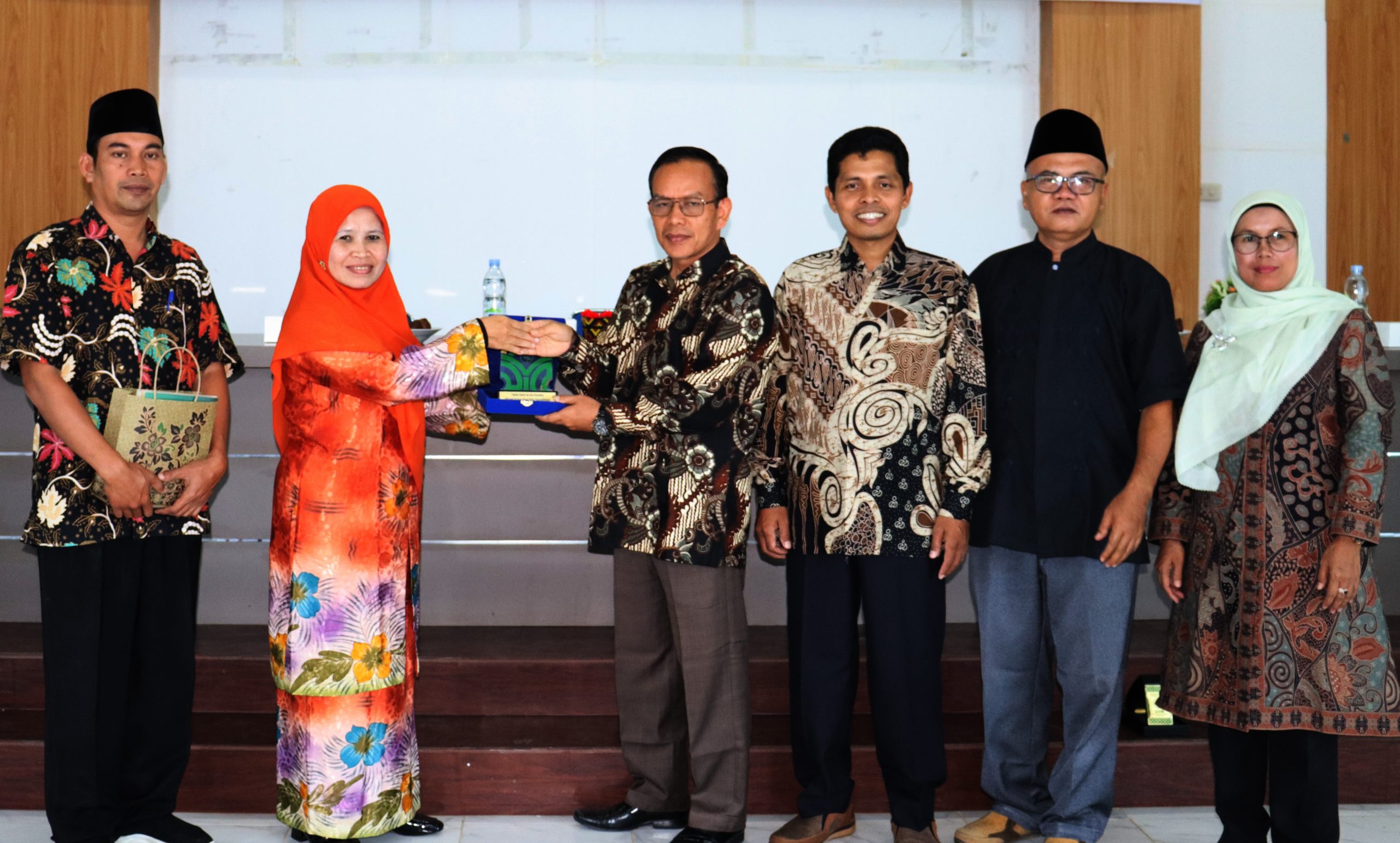 Diskusi Tetap Program Studi: Kolaborasi Fakultas Dakwah UIN Syekh Ali Hasan Ahmad Addary Padangsidimpuan dan UIN Sjech M. Djamil Djambek Bukittinggi