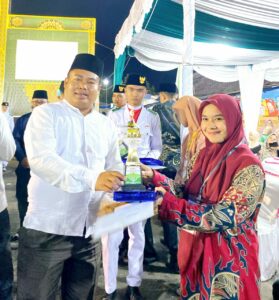 Khoirun Nisa Harahap, Mahasiswa FDIK Prodi Manajemen Dakwah Raih Juara 1 Lomba Karya Tulis Ilmiah Hadits