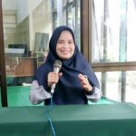 Ricka Handayani, M.M Bahas “Batasan Wanita Karir Dalam Islam”