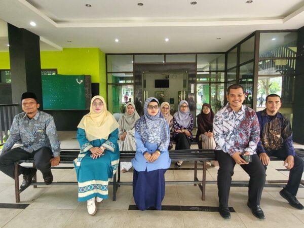 Kegiatan Rutin FDIK: Character Building Ke-4 Angkat Tema Membangun Kreativitas dan Percaya Diri