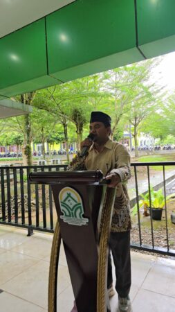Dr. Pahri Siregar, M.Pd.I Bangun Mindset Positif Mahasiswa Melalui Kegiatan Character Building