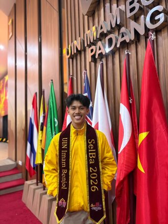 Prestasi Internasional! Ahmad Riski Sulaiman Nasution Mahasiswa KPI FDIK UIN Syahada Sabet Silver Medal Cabang Pencak Silat