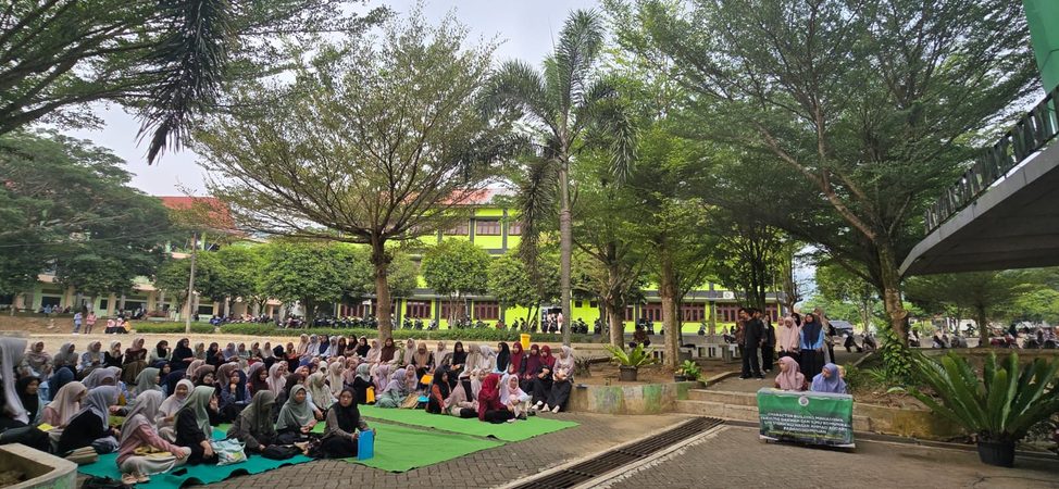 Mahasiswa KPI Semester VII Tampil Memukau dalam Character Building FDIK