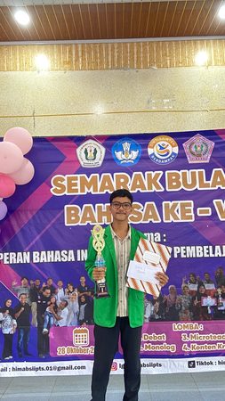Toreh Prestasi Mahasiswa FDIK, Tomi Akilla Agustian Raih Juara I Lomba Debat Semarak Bulan Bahasa ke-V IPTS